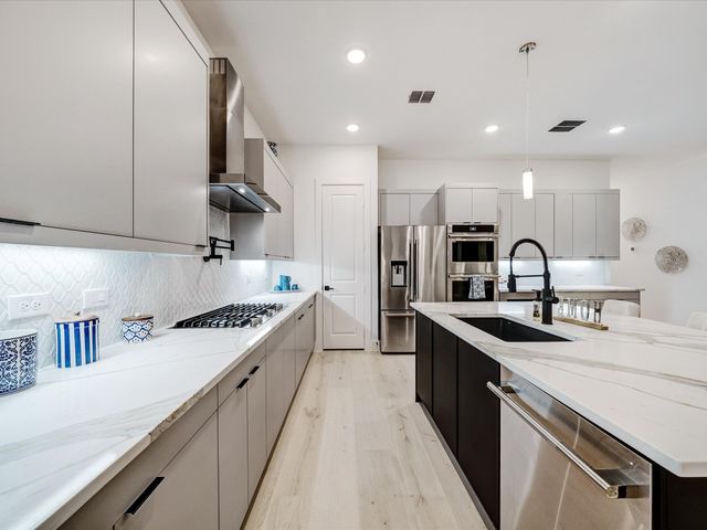 2313 Peters Colony Drive, Little Elm, TX 75036