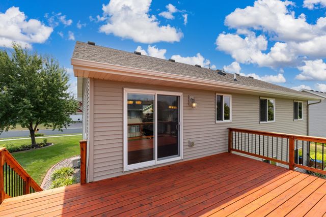 279 Kiso Avenue, Shakopee, MN 55379