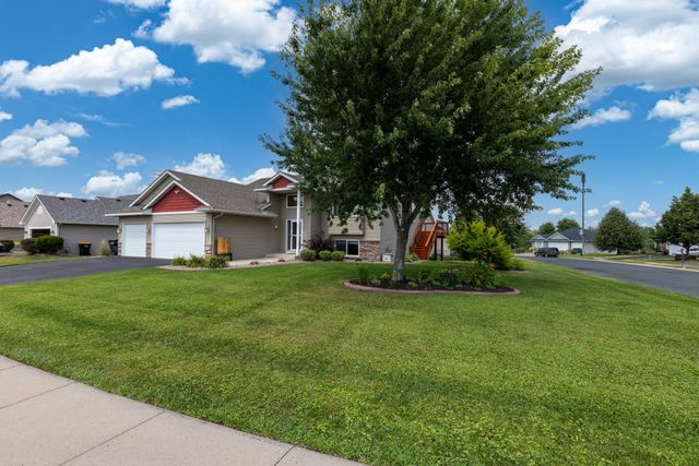 279 Kiso Avenue, Shakopee, MN 55379