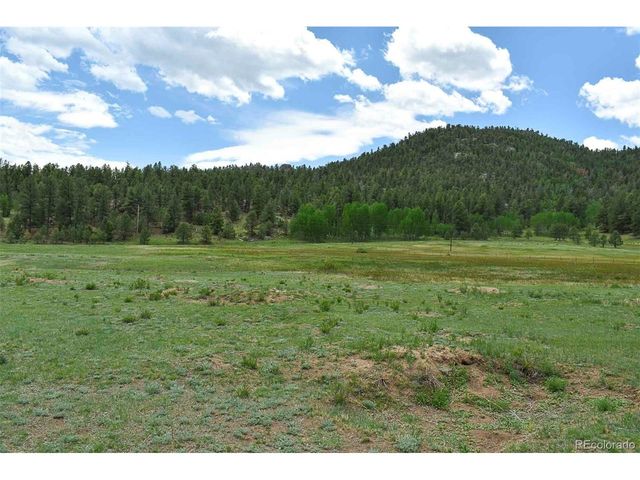 729 Valley Dr, Guffey, CO 80820