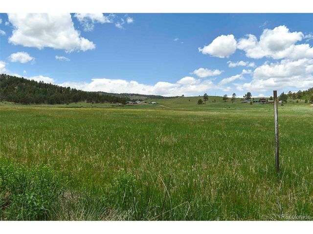 729 Valley Dr, Guffey, CO 80820