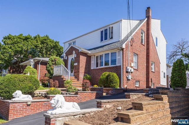 214 Newark Avenue, Lyndhurst, NJ 07071