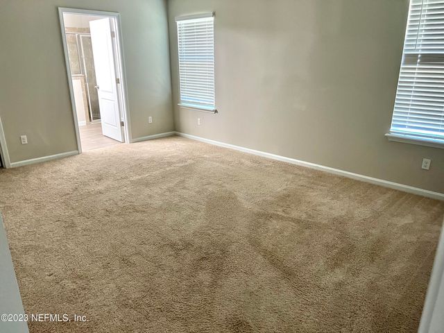 574 NORTHSIDE Drive S, Jacksonville, FL 32218