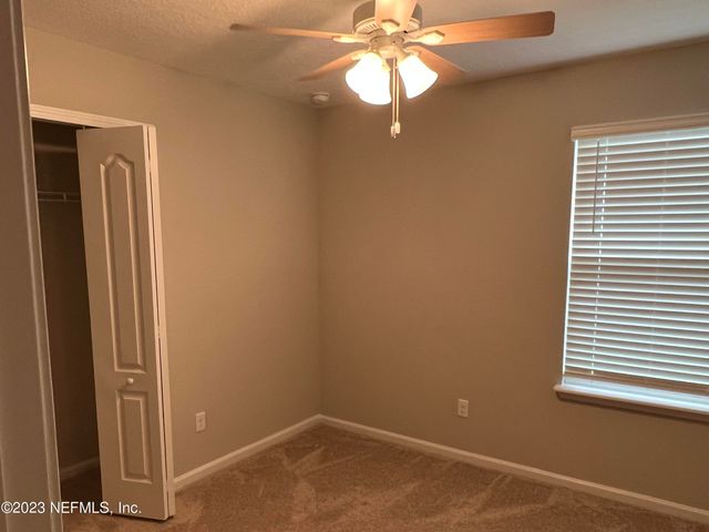 574 NORTHSIDE Drive S, Jacksonville, FL 32218