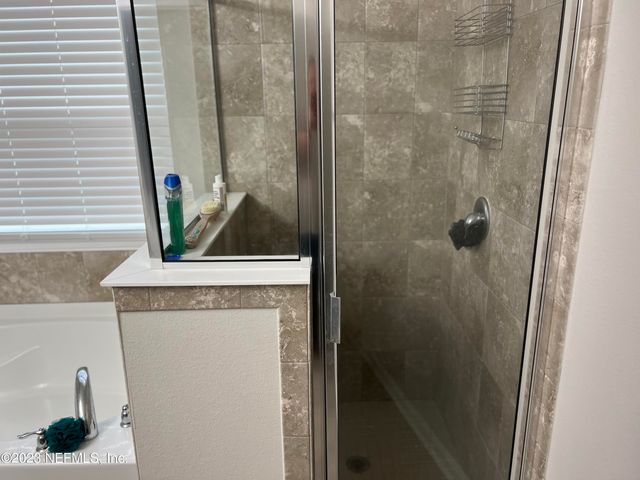 574 NORTHSIDE Drive S, Jacksonville, FL 32218