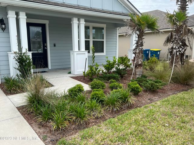 574 NORTHSIDE Drive S, Jacksonville, FL 32218