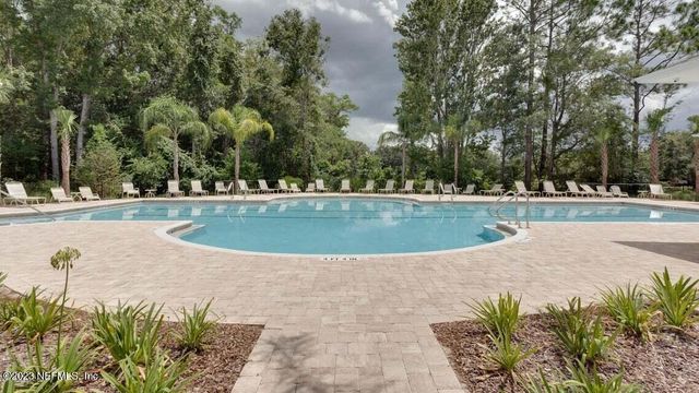 574 NORTHSIDE Drive S, Jacksonville, FL 32218