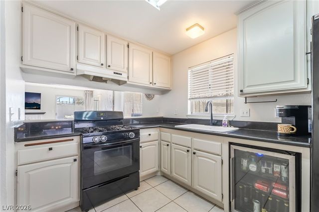 6999 Mountain Moss Drive, Las Vegas, NV 89147