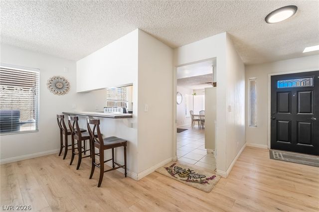6999 Mountain Moss Drive, Las Vegas, NV 89147