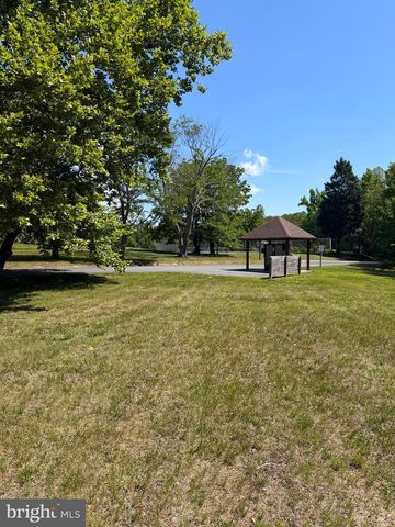 12163 CANTERBURY CT, King George, VA 22485