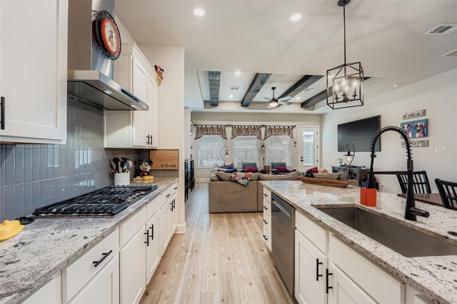 17721 Clairess LN, Manor, TX 78653