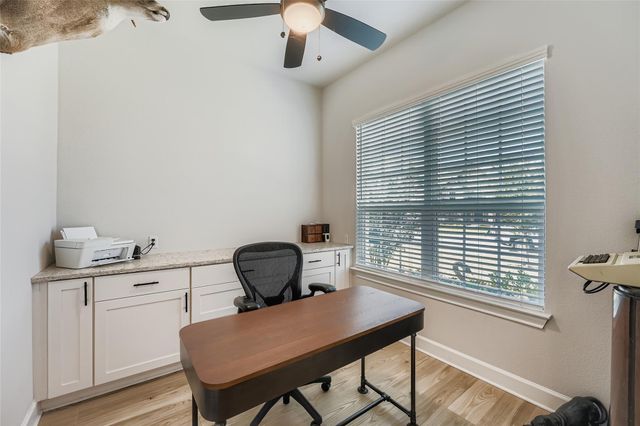 17721 Clairess LN, Manor, TX 78653