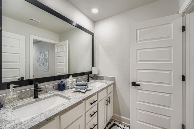 17721 Clairess LN, Manor, TX 78653