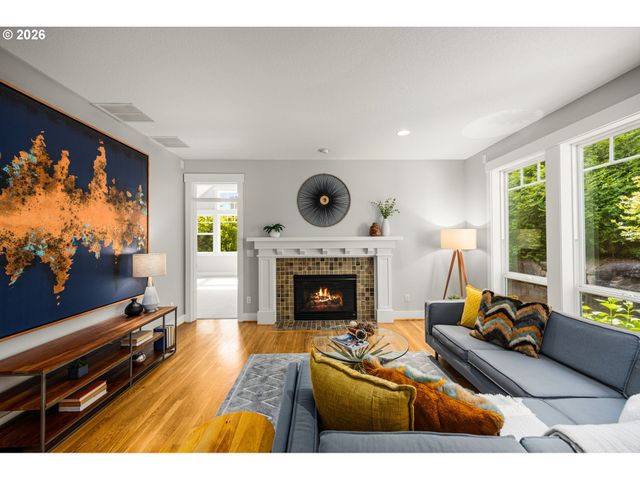 9325 Nw HOPEDALE Ct, Portland, OR 97229