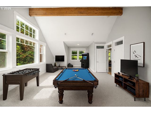 9325 Nw HOPEDALE Ct, Portland, OR 97229
