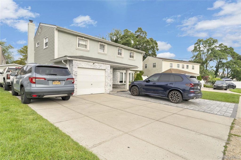 921 N Fletcher Avenue, Valley Stream, NY 11580 — exterior