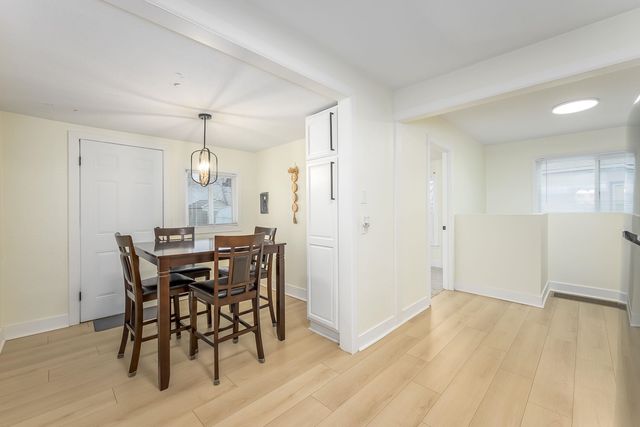 222 N Fern St, Wichita, KS 67203