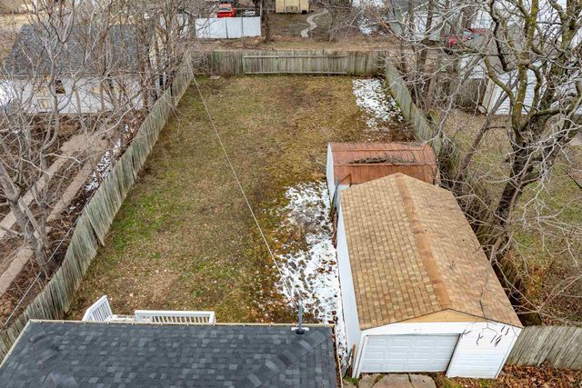 222 N Fern St, Wichita, KS 67203