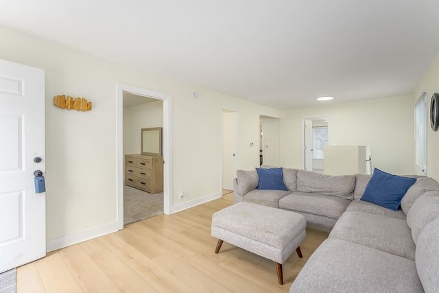 222 N Fern St, Wichita, KS 67203