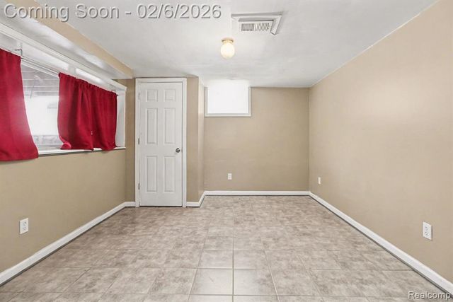 41890 E Ann Arbor Trail, Plymouth, MI 48170