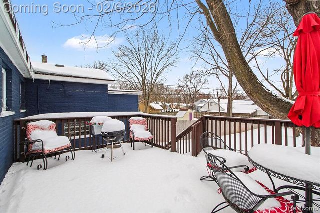 41890 E Ann Arbor Trail, Plymouth, MI 48170