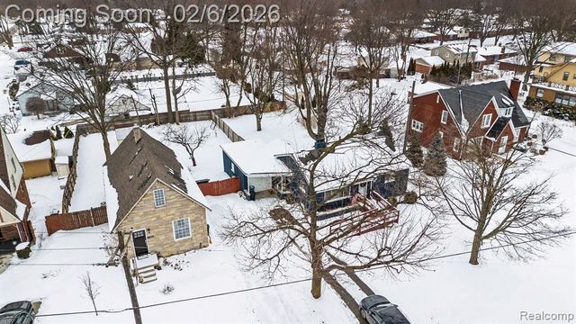 41890 E Ann Arbor Trail, Plymouth, MI 48170