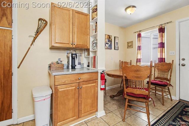 41890 E Ann Arbor Trail, Plymouth, MI 48170