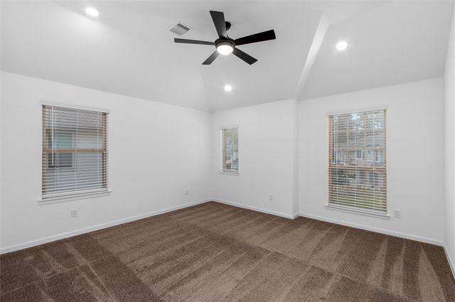 650 Aspen Falls Ct, Conroe, TX 77304