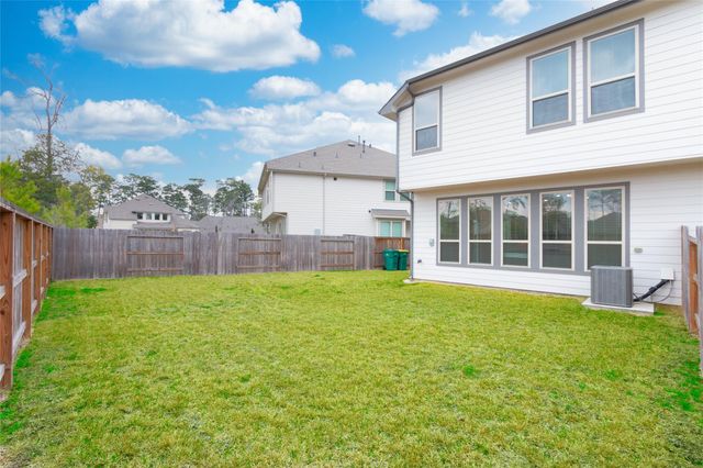 650 Aspen Falls Ct, Conroe, TX 77304