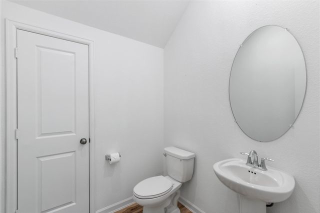 650 Aspen Falls Ct, Conroe, TX 77304