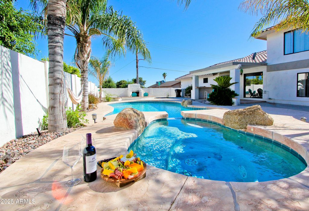 801 N HARRIS Drive, Mesa, AZ 85203