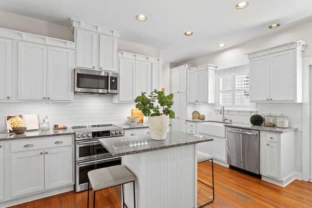 3408 W PALMIRA AVENUE, Tampa, FL 33629