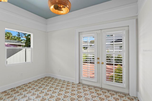 3408 W PALMIRA AVENUE, Tampa, FL 33629