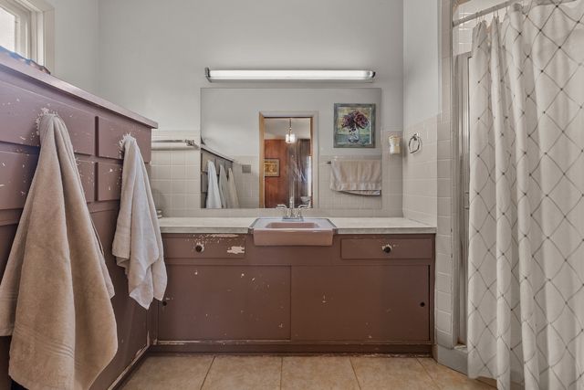 7822 N Pillow Hill Road N, Spring Grove, IL 60081