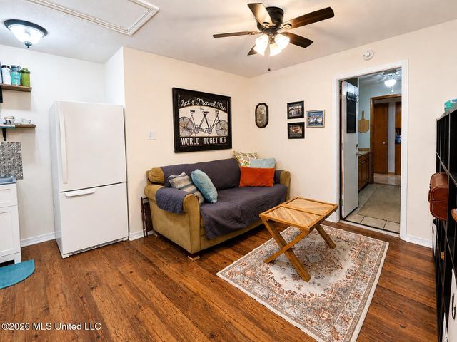 20000 Merinda Lane, Long Beach, MS 39560