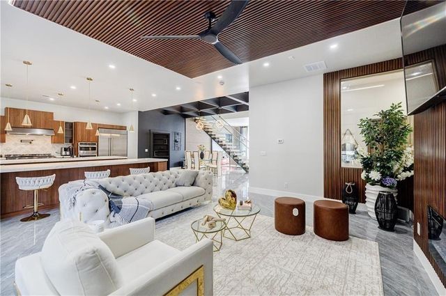 1812 Hunters Glen, Marietta, GA 30062