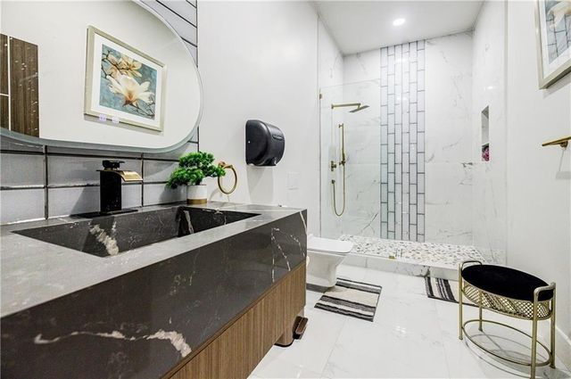 1812 Hunters Glen, Marietta, GA 30062