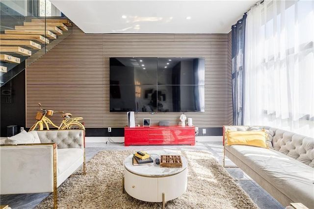 1812 Hunters Glen, Marietta, GA 30062