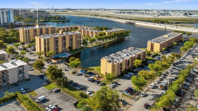 4801 NW 7th Street 109-16, Miami, FL 33126