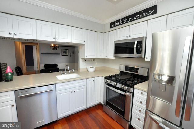 3504-B RAMSBURY CT, Mount Laurel, NJ 08054