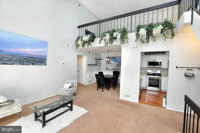 3504-B RAMSBURY CT, Mount Laurel, NJ 08054