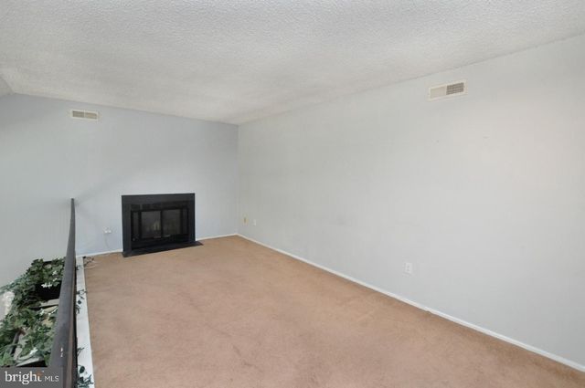 3504-B RAMSBURY CT, Mount Laurel, NJ 08054