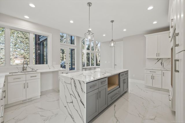 19790 Westchester Drive, Clinton Twp, MI 48038