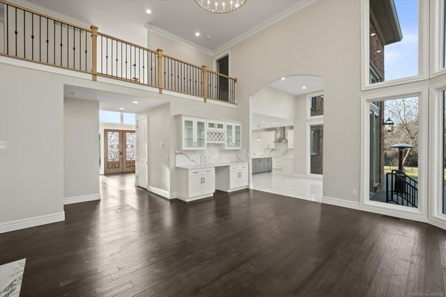 19790 Westchester Drive, Clinton Twp, MI 48038