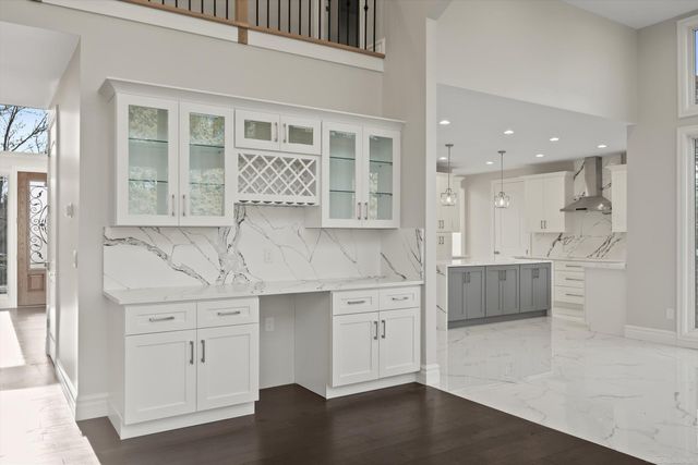 19790 Westchester Drive, Clinton Twp, MI 48038