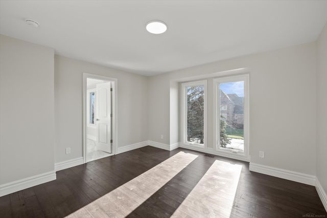 19790 Westchester Drive, Clinton Twp, MI 48038