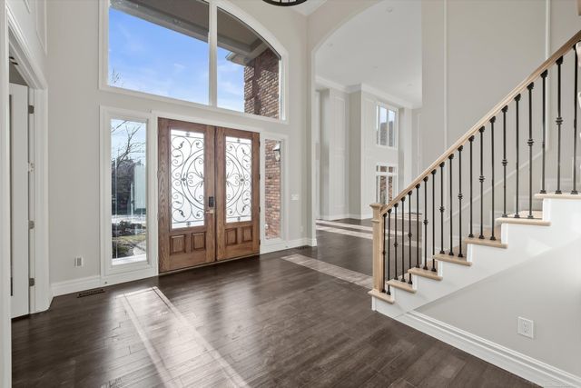 19790 Westchester Drive, Clinton Twp, MI 48038