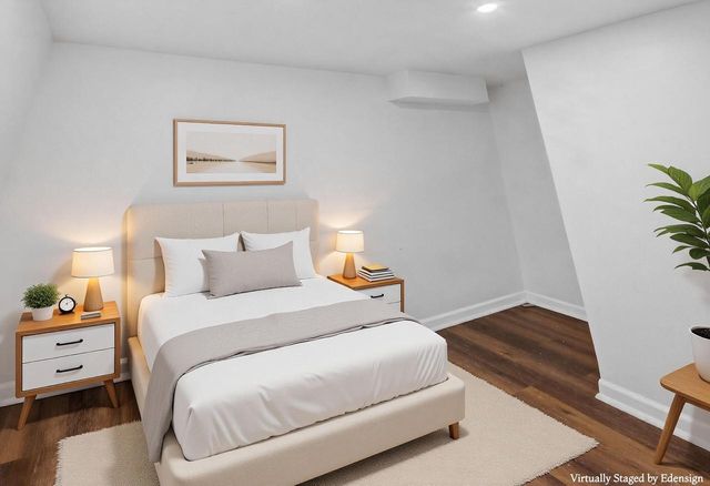 5940 N 72nd STREET, Milwaukee, WI 53218