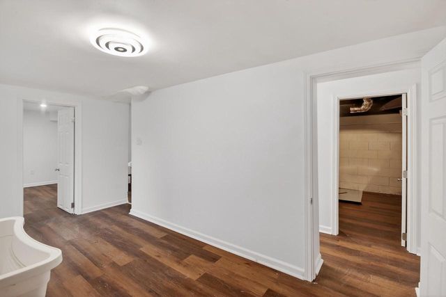 5940 N 72nd STREET, Milwaukee, WI 53218