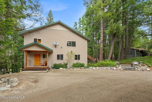 335 Tamarack Ln, Sagle, ID 83860